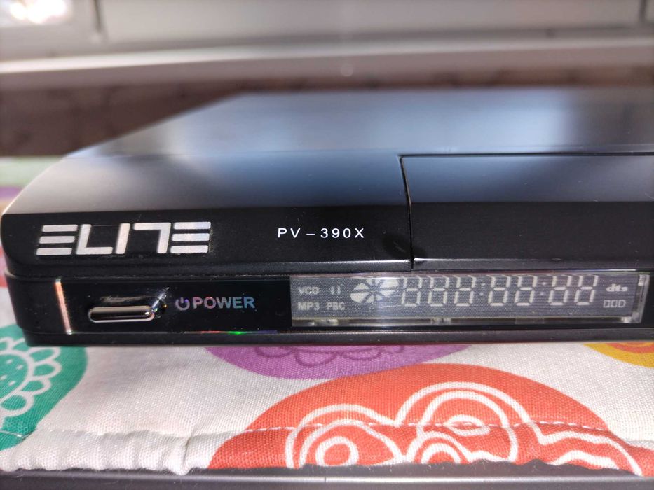 Продавам DVD, VCD, CD, MP3 запазено