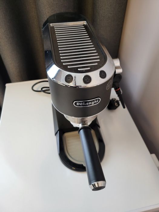 Кофемашина Delonghi