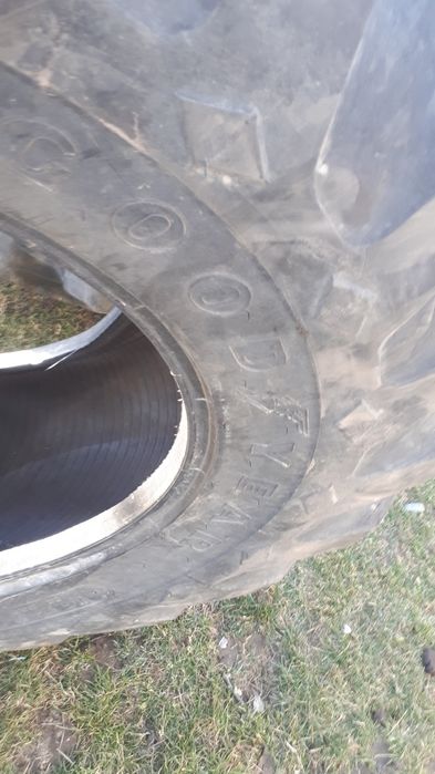 Cauciuc tractor 16,9R24 buldo