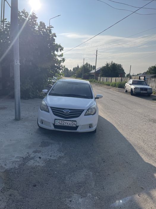 Продам лифан селлия 2015года