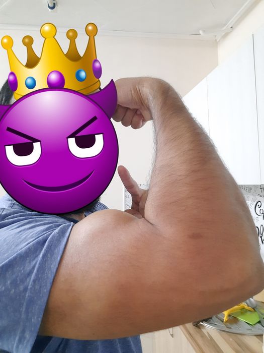 Продам штангу и гантели.