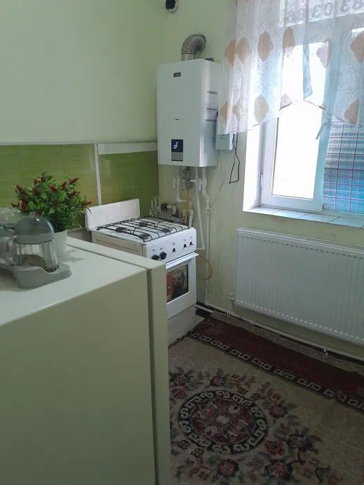 Арзон нархда 1 хонали Янги домдан квартира сотилади 5 микрн