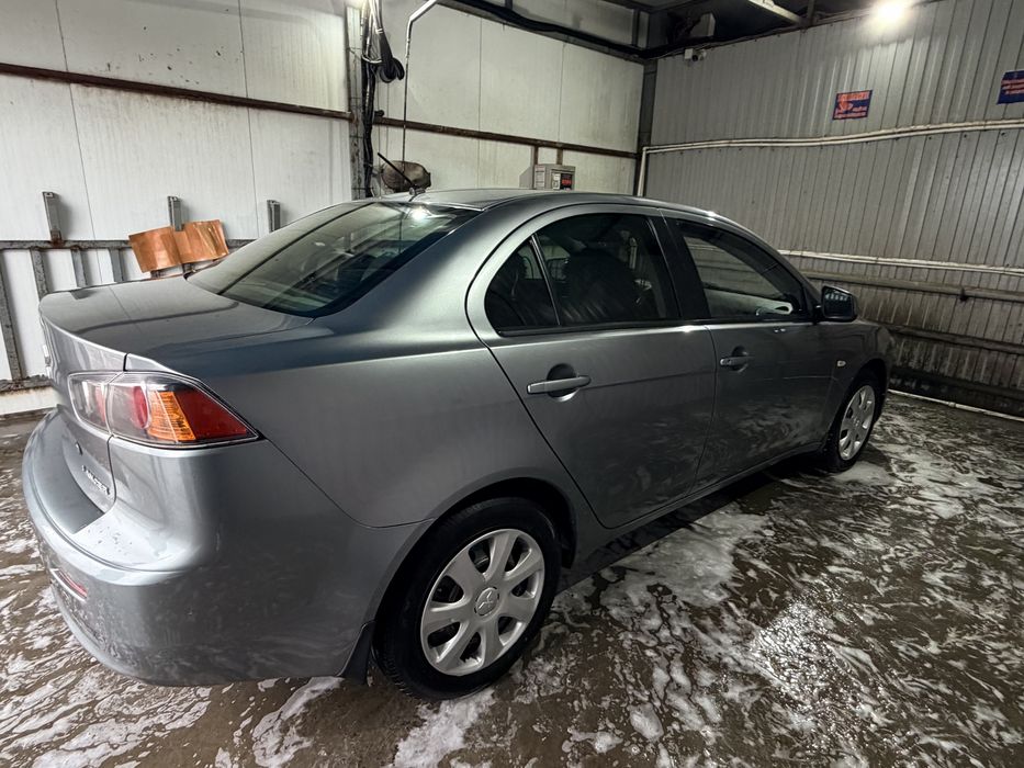 Продам Mitsubishi Lancer