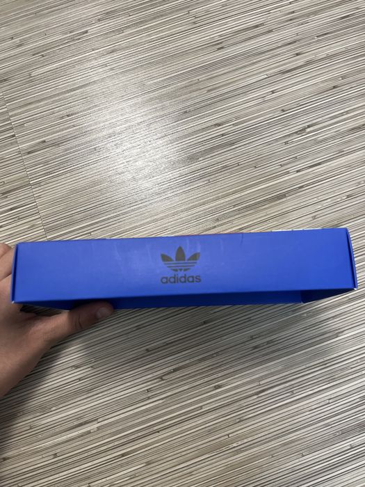 Boxeri Adidas,noi nouți,mărimea M