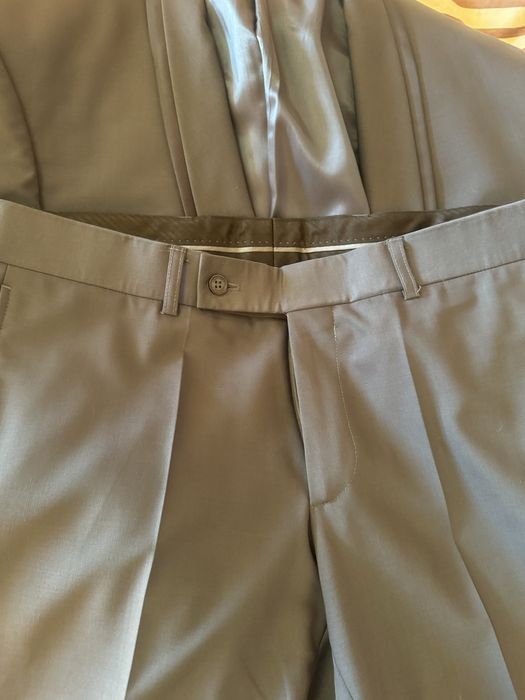 Мъжки костюм Andrews размер 52