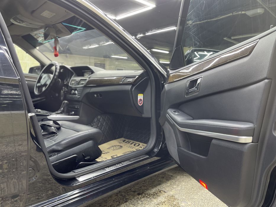 Продам Mercedes benz 212.