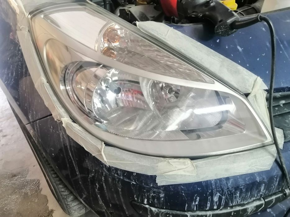 Професионално химическо полиране и пастиране на фарове и стопове и ДРУ