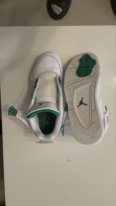 PGM 限定版 LP700-4 メタリックグリーン PGM 限定版 LP700-4