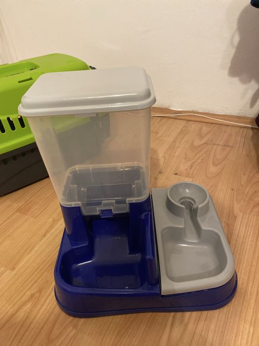 Dozator apa si mancare - pisici, caini, animale