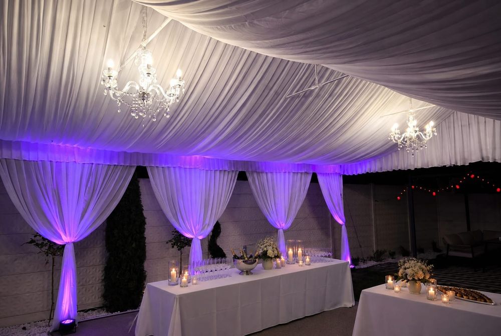 Organizare evenimente • Corturi • Mese • Scaune • Veselă • Decor • Iluminat • Tobogane gonflabile