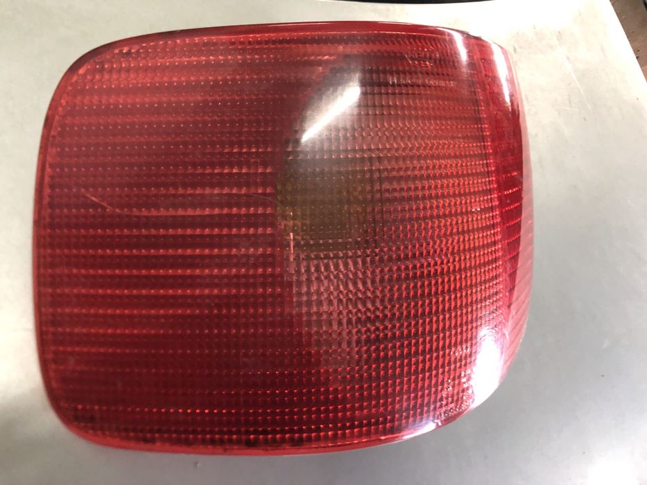 Продам фонарь левый ауди а6 с4