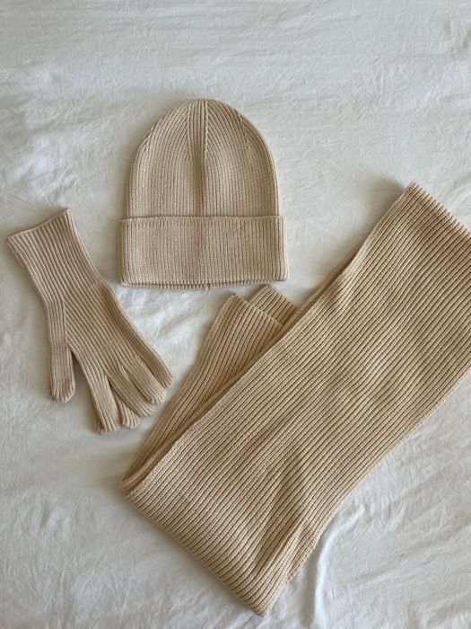 Набор шарф , шапка , перчатки