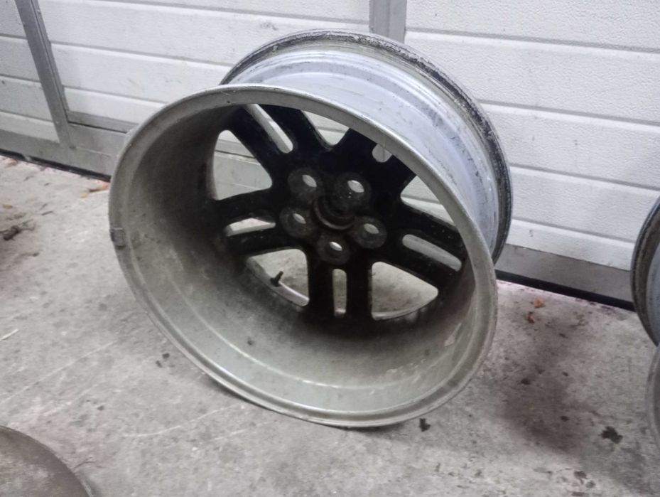 Продавам джанти за Ленд Роувър