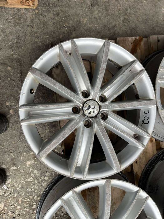 Алуминиеви джанти Volkswagen Tiguan 7Jx18 ET43 5x112 5N0601025O ном202