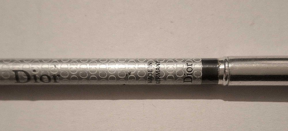 Карандаш для глаз