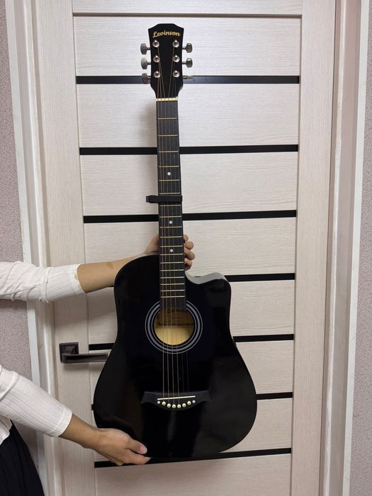 Акустическая гитара , полный набор