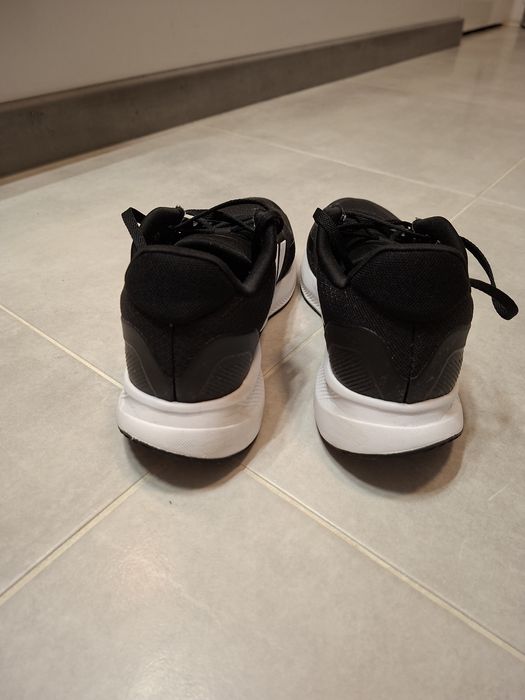 Маратонки Адидас 38 номер