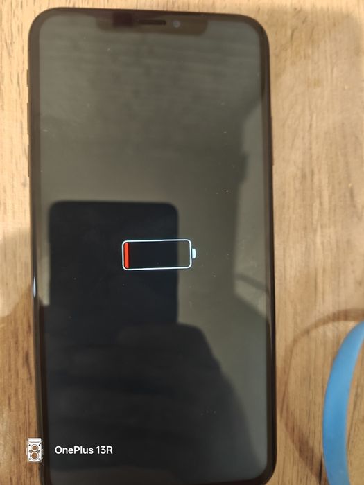 Продам айфон iPhone xs max