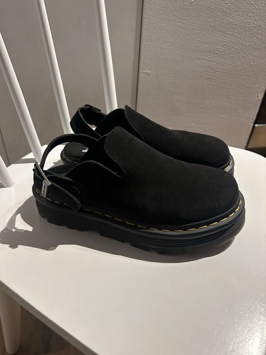 Обувки Dr. Martens 39