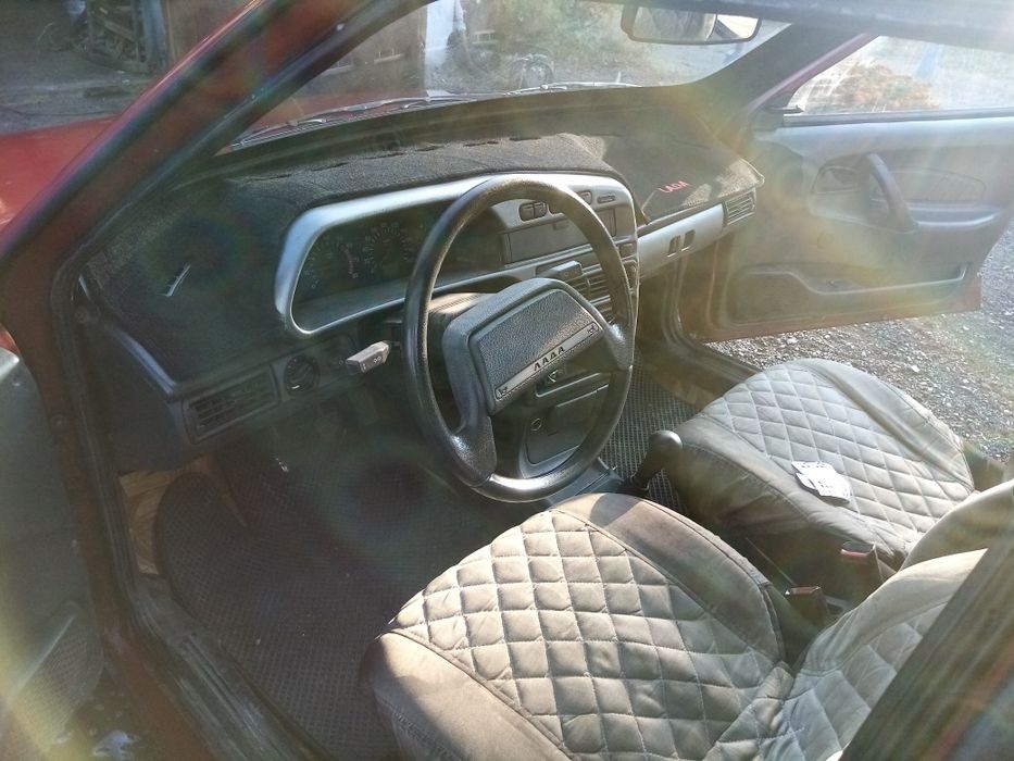 Автомобиль ваз 21099