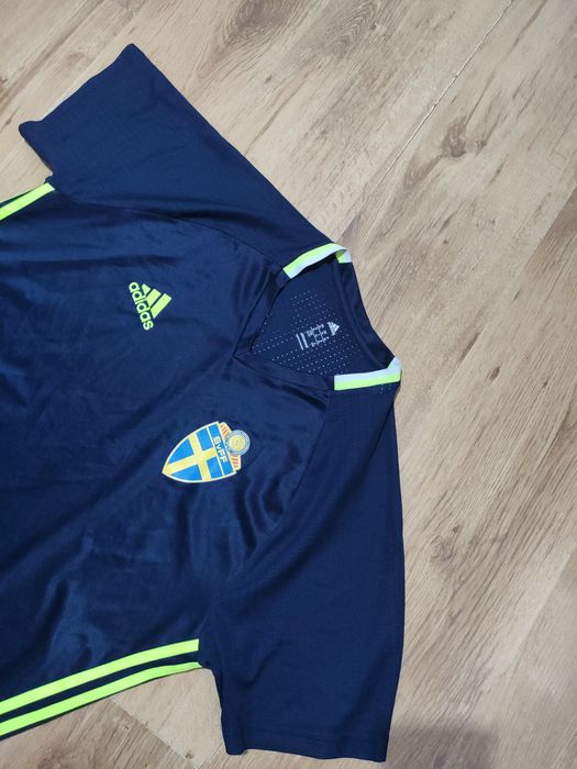 Tricou Adidas Naționala Suedia mărimea L