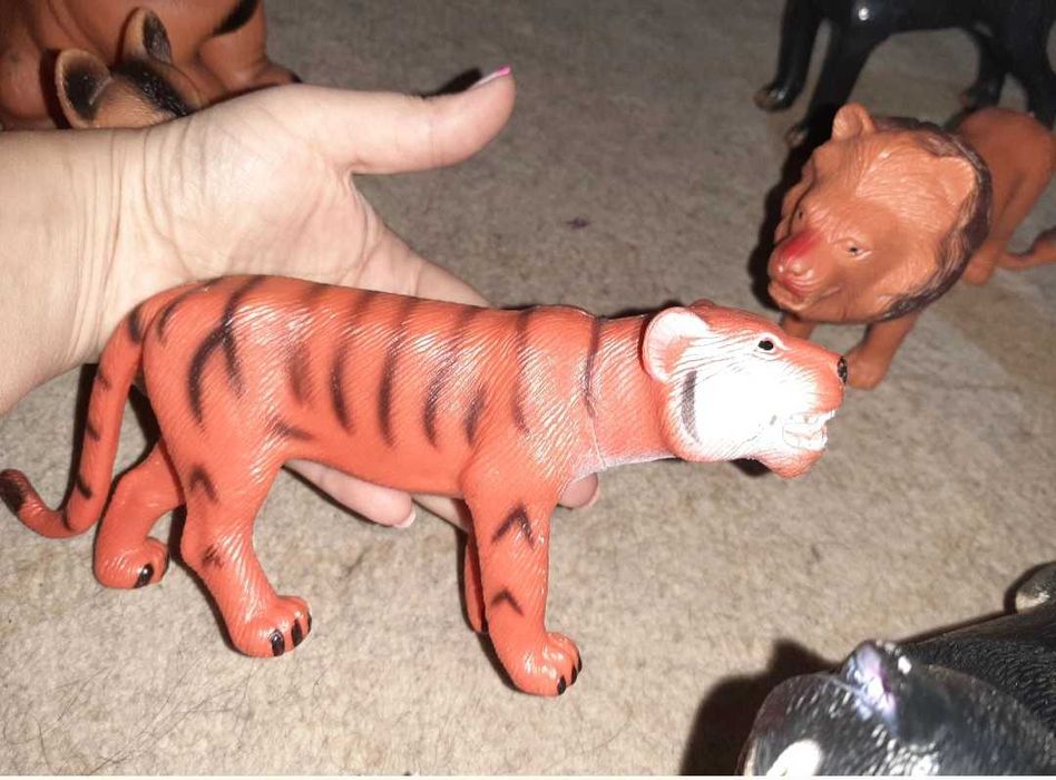 Пакет игрушек- животные .