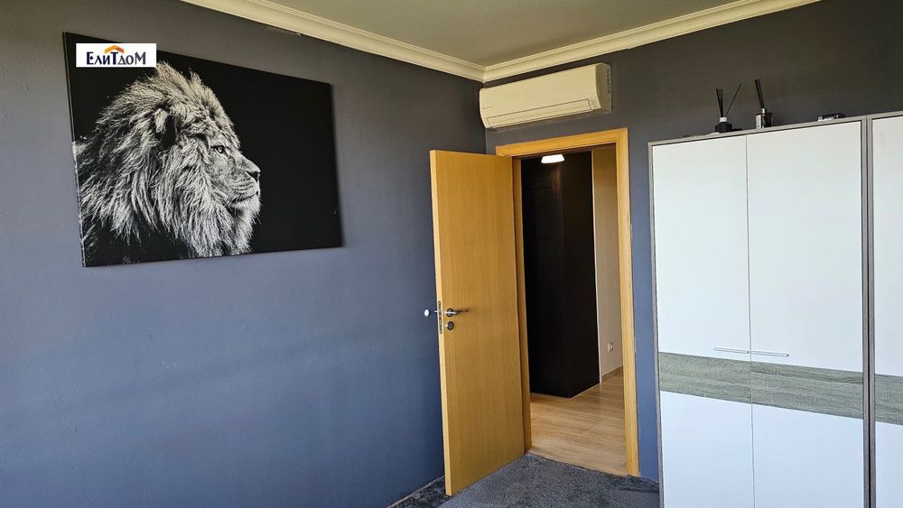 Продава се Тристаен апартамент в София, Витоша - 101 кв.м за 9 €/кв.м - Снимка #11