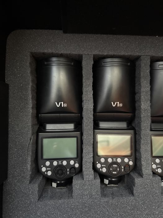 godox v1 nikon.