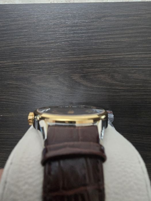 Часы  мужской ..