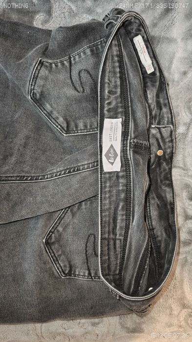 Blugi Lee Cooper și Boss