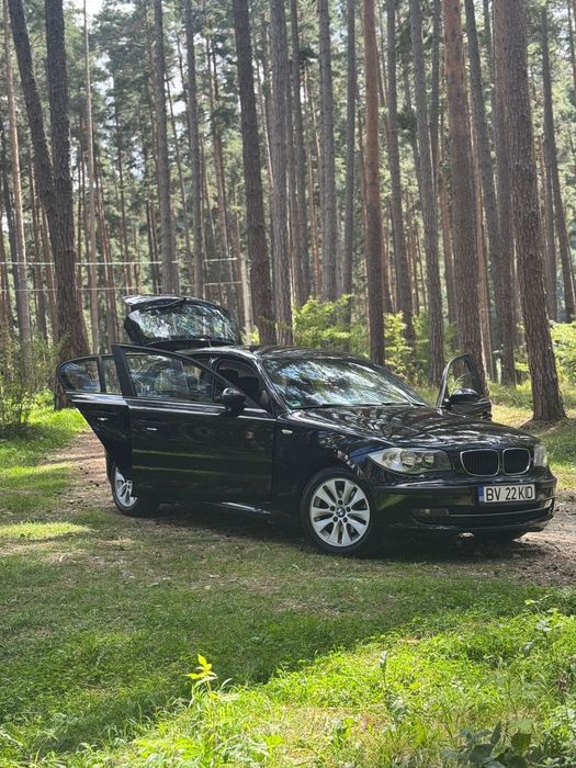 BMW 1 Series 2010 — imagine 5