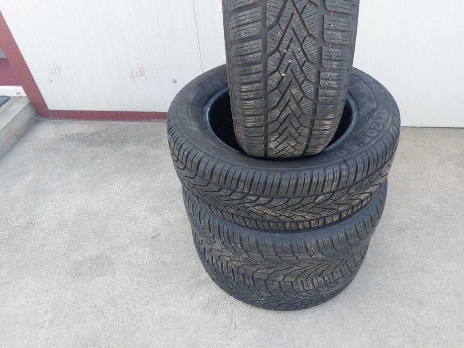 100 lei bucata! Set anvelope M+S/IARNA 205 60 16 Semperit