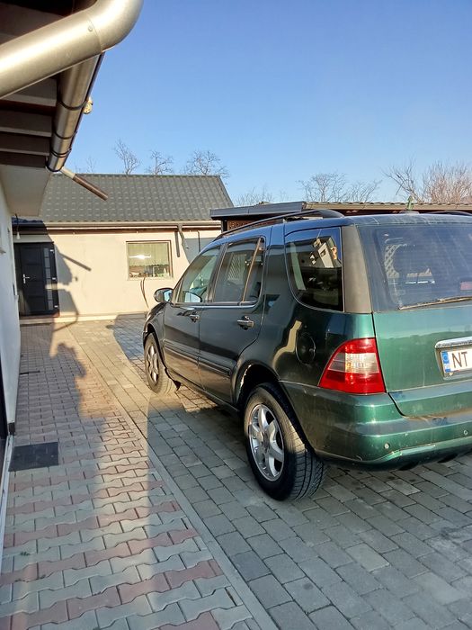 Vînd sau schimb Mercedes Benz ml 400 cdi  din 2003 tip 163 full