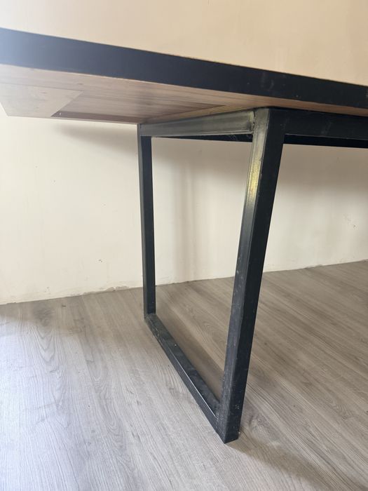 Продам стол 225*90