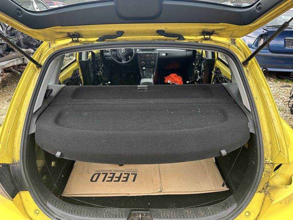 Кора багажник за Мазда 3