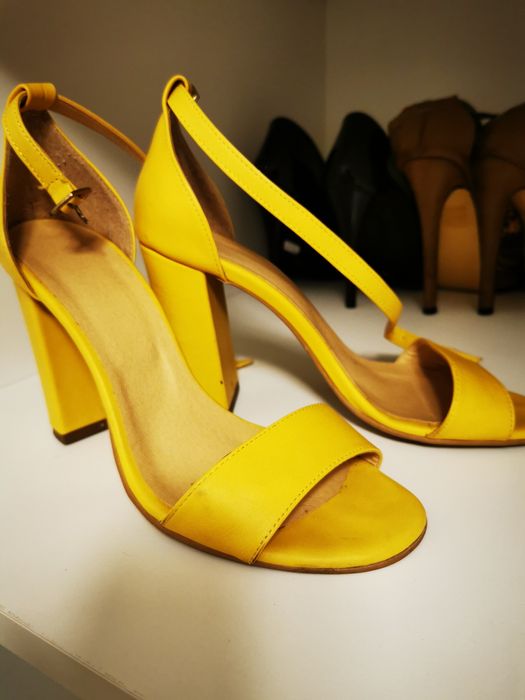 Sandale dama piele mărimea 39 și toc 10 cm