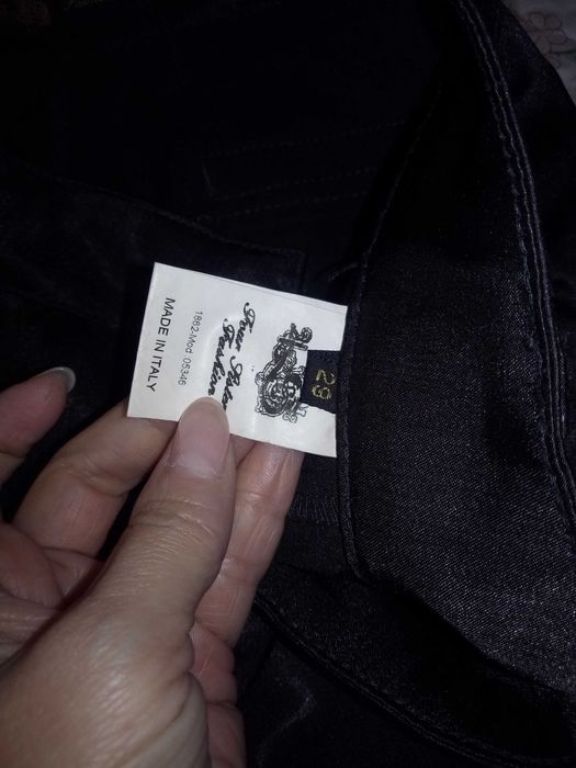 Дорогие фирменные костюмы. Италия. Турция