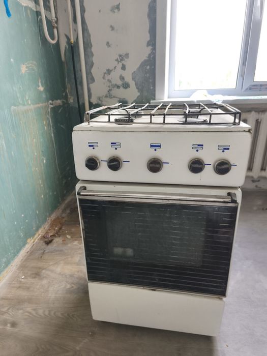 Продам Газ плиту