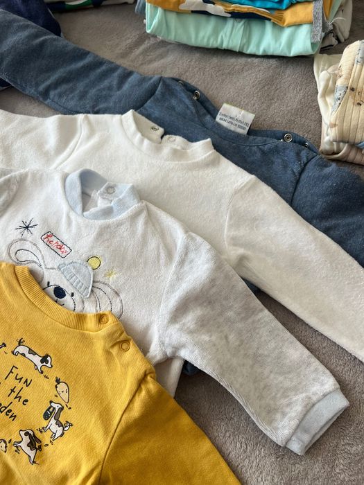 Лот бебешки дрехи 0-3