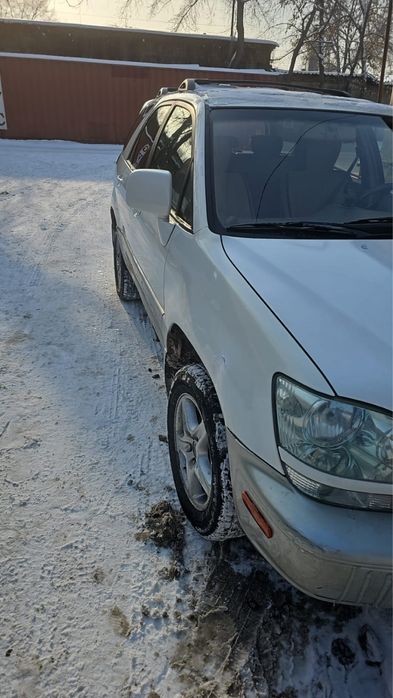 Продам машину.