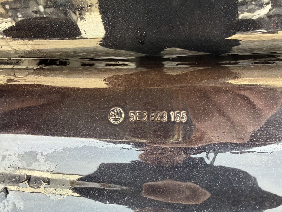 Преден капак за Skoda Octavia (2019-2026)