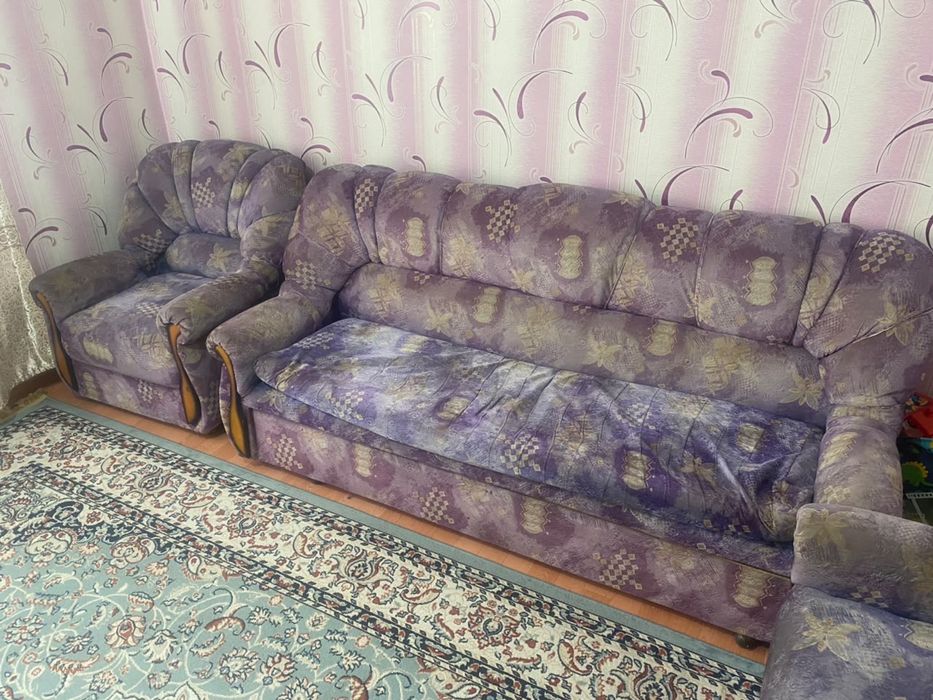 Диван с креслами