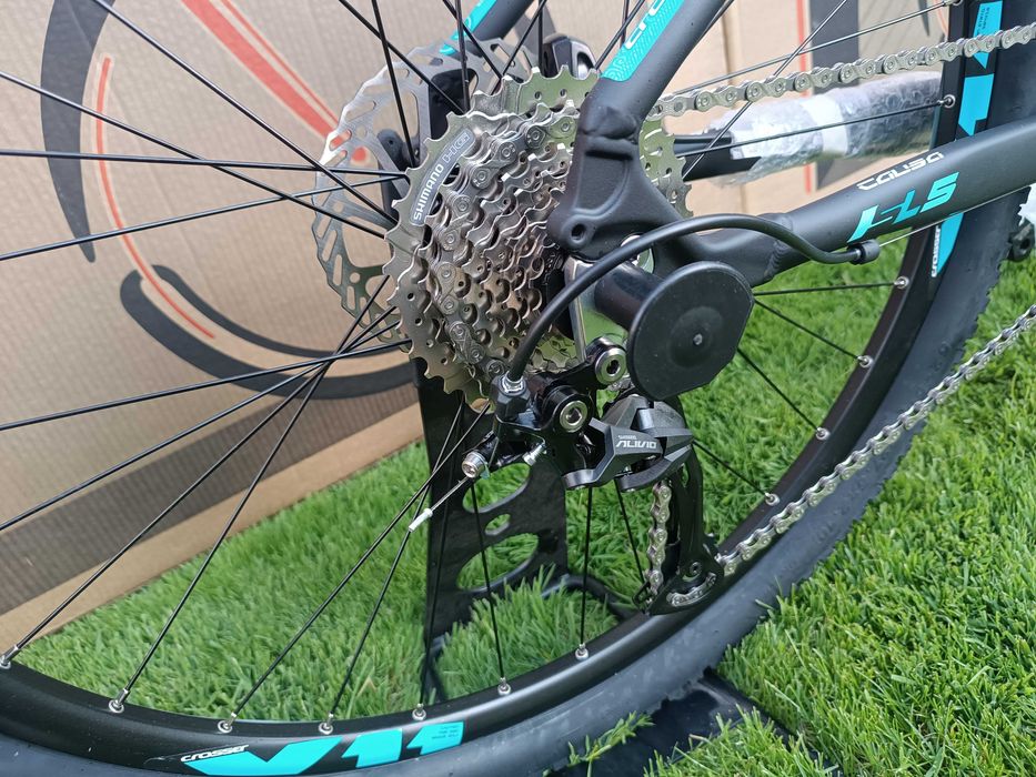 НОВ велосипед 27.5" Cross Causa SL5
