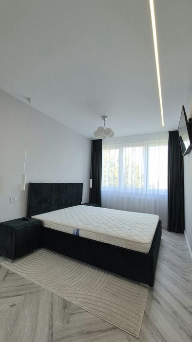 Inchiriez apartament 2 camere decomandate -  ultracentral Bucovina-Tribunal  - prima inchiriere