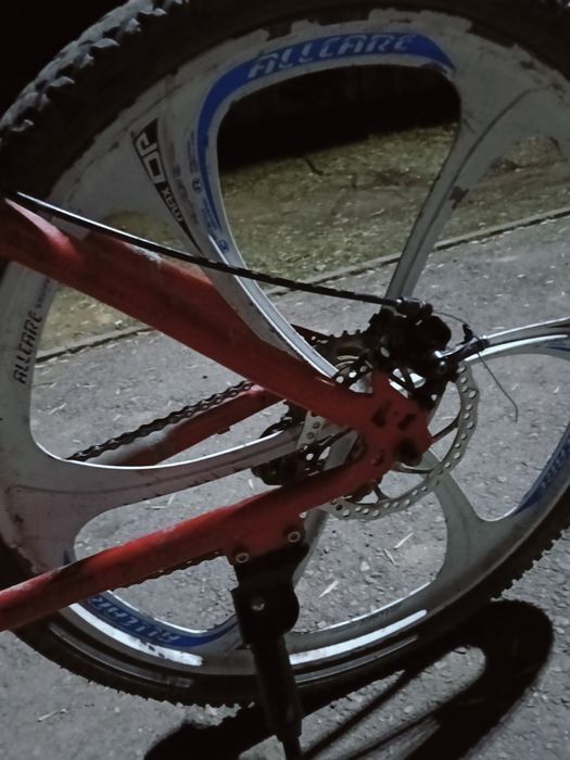 Продам титанка идеальный состаяние