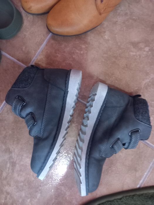 Ghetuțe mărimea 29