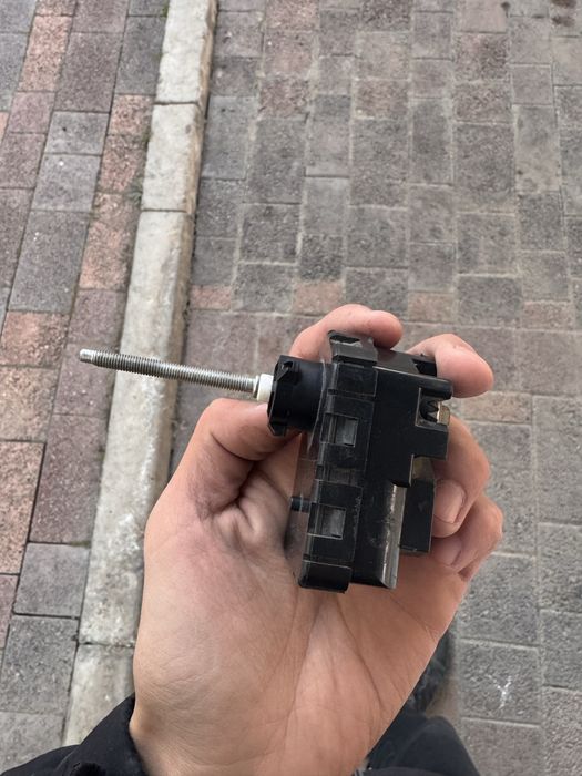 Регулировка фар для тойота