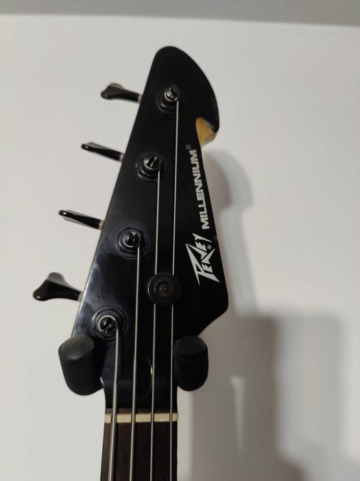 Chitara bass Peavey Millenium BXP 4