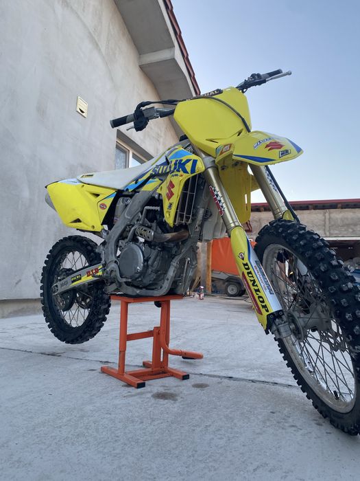 Suzuki RM-Z 450 injectie