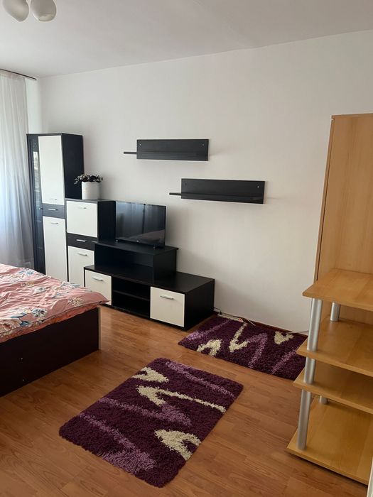 De închiriat apartament cu o cameră – Oradea, Str. Bumbacului